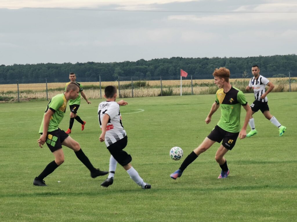 Victoria – Leszkopol Bezek 8:0