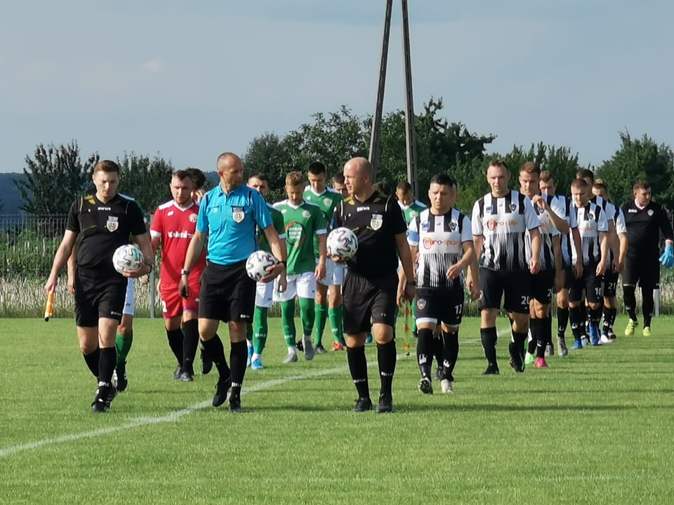 Victoria – Ogniwo Wierzbica 1:8