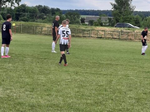 Znicz Siennica Różana – Victoria Żmudź 1:4