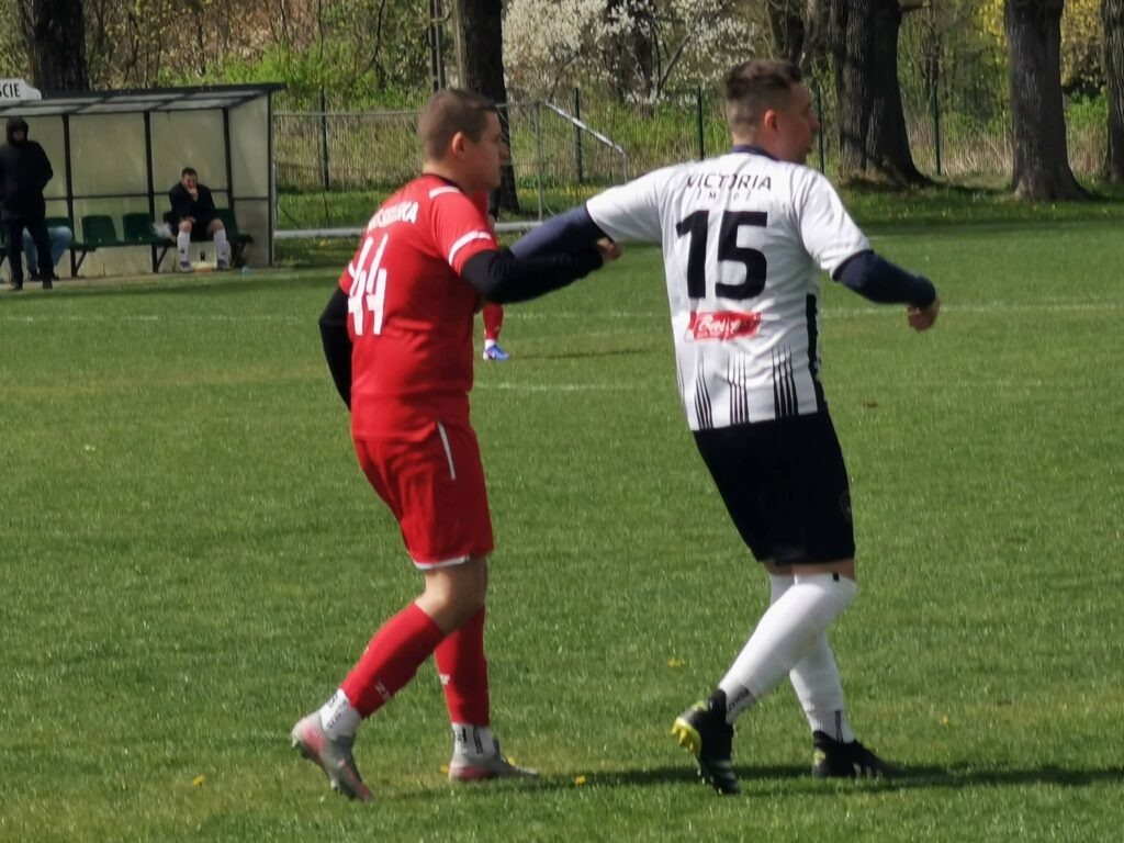 MKS Siedliska – Victoria Żmudź 0:3