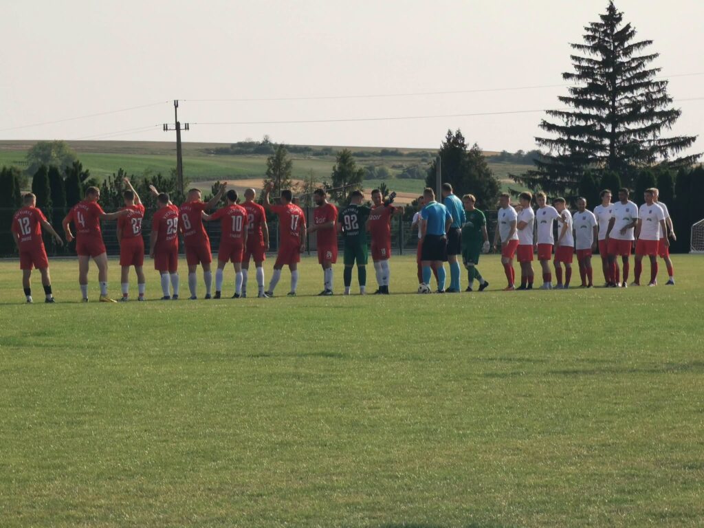 Victoria Żmudź – Brat-Cukrownik Siennica Nadolna 0:4