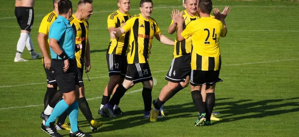 Unia Białopole – Victoria Żmudź 1:2